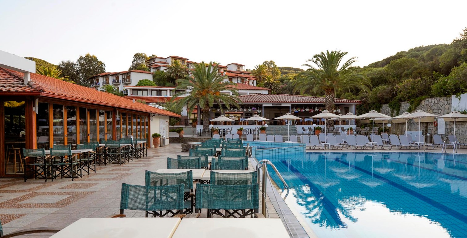 ARISTOTELES HOLIDAY RESORT&SPA **** OURANOUPOLIS 